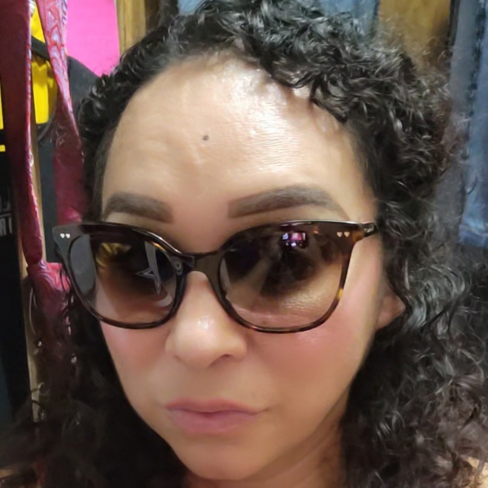 Tiffany Sunglasses with Hearts - Picture 5 of 5